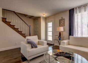 Schimbă și împrospătează atmosfera din living